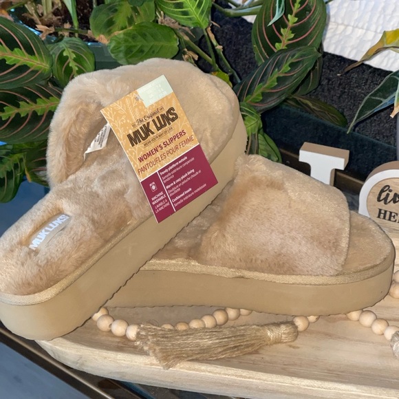 MUK LUKS Kirstey Slide In Irish Cream Med 7-8 - Picture 3 of 12